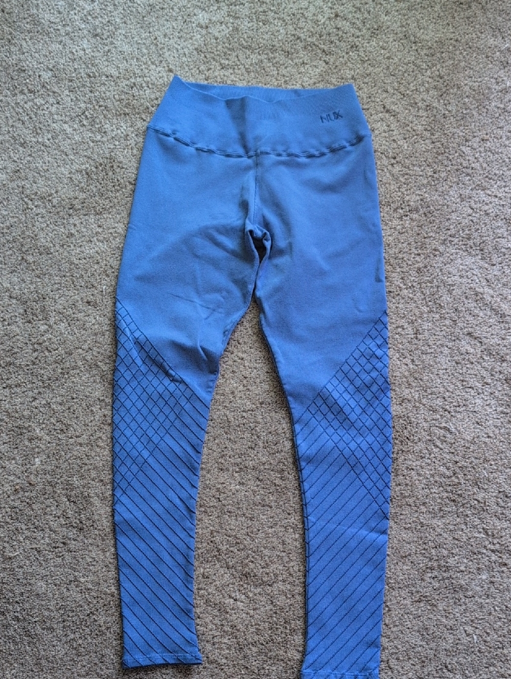 NUX Women's 7/8 Blue Seamless Performance Leggings